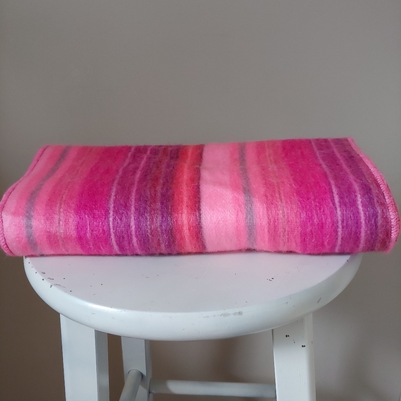 Tresart Cache Alpaca Scarf Striped Pink - Picture 2 of 8